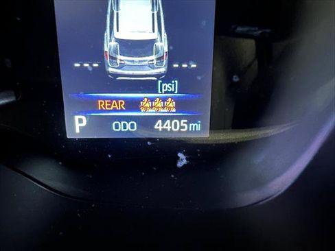 Certified 2022 Toyota Corolla Cross L FWD image 38