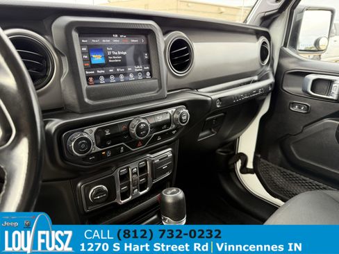 Used 2021 Jeep Wrangler Unlimited Sport image 17
