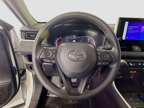 Used 2024 Toyota RAV4 LE FWD image 13
