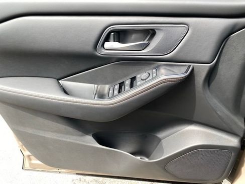 New 2026 Nissan Rogue SV AWD/4WD image 13