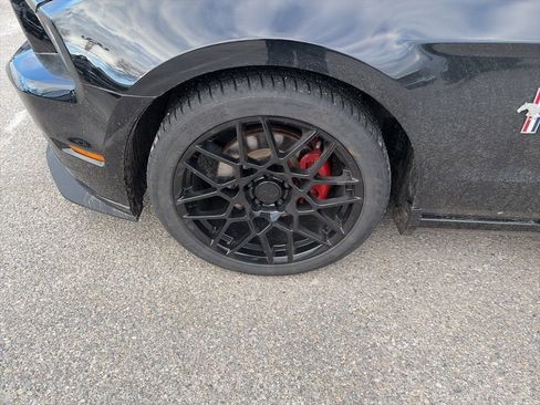 Used 2014 Ford Mustang Convertible w/ Equipment Group 102A image 19