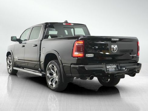 Used 2022 RAM 1500 Limited w/ Body-Colour Bumper Group AWD/4WD image 3
