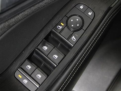 Certified 2021 Nissan Rogue SV FWD image 23