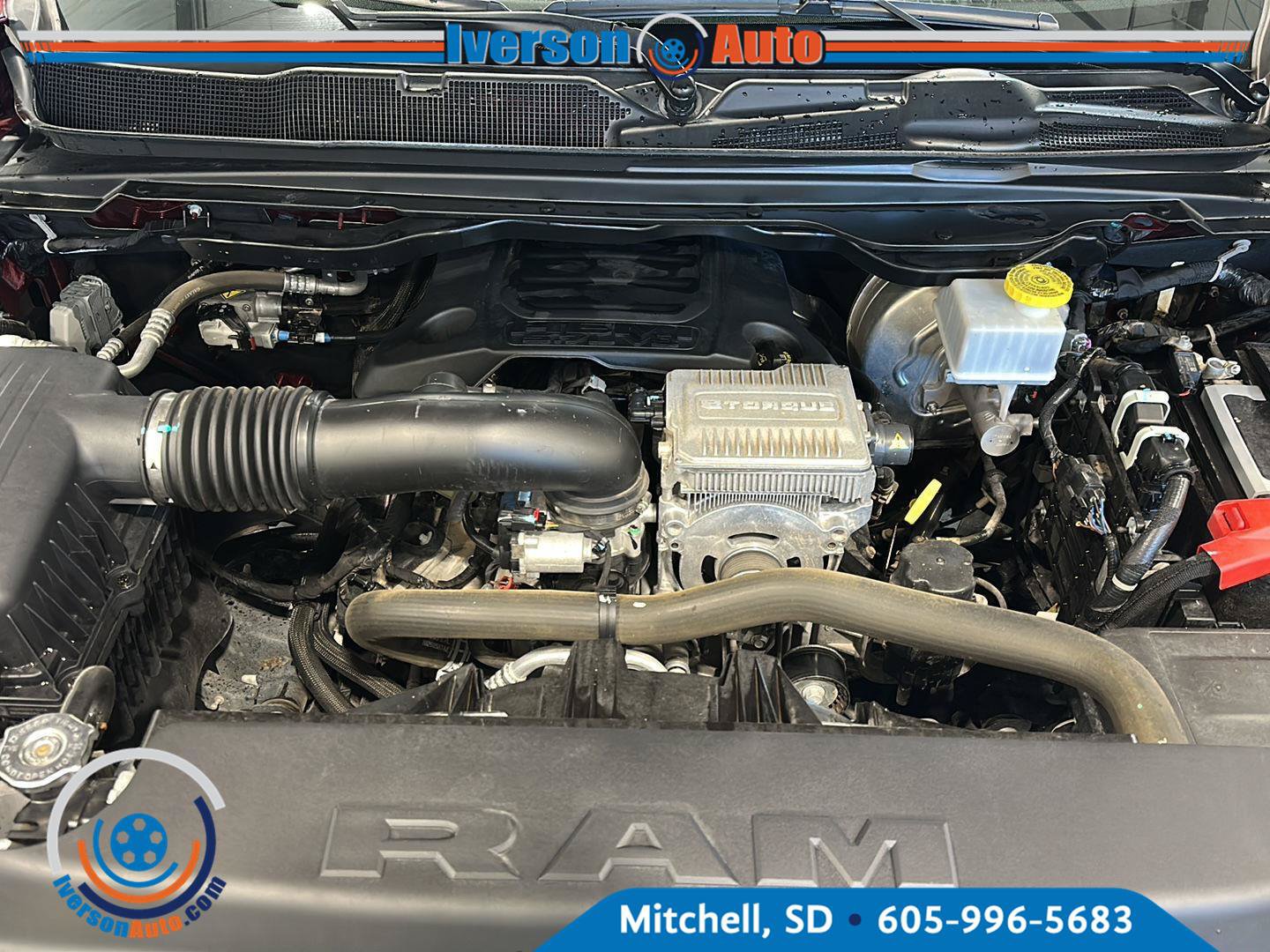 Used 2023 RAM 1500 Laramie AWD/4WD image 10