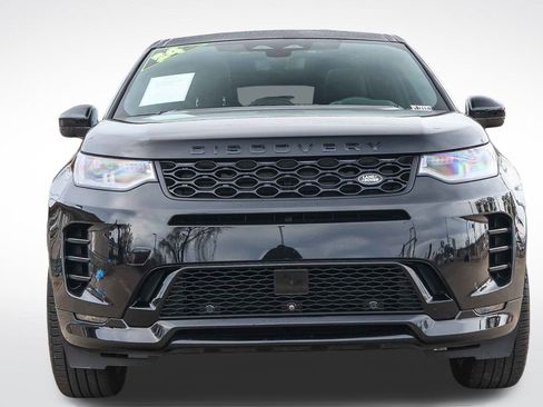Used 2024 Land Rover Discovery Sport Dynamic SE image 2