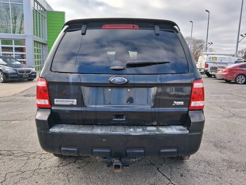Used 2011 Ford Escape XLT w/ 201A Rapid Spec Order Code image 8