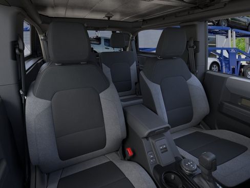 New 2026 Ford Bronco 2-Door AWD/4WD image 35