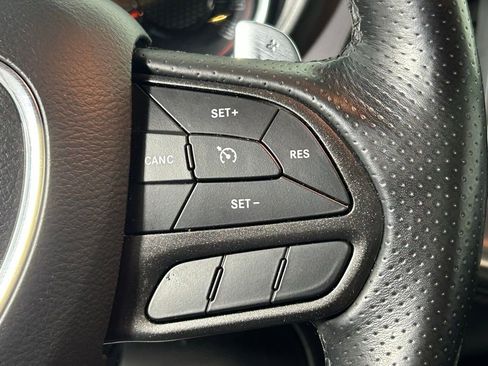 Used 2022 Dodge Challenger R/T Scat Pack RWD image 24
