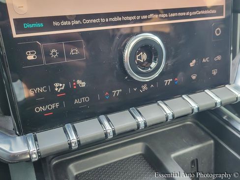 Used 2024 GMC Acadia AT4 w/ LPO, Floor Liner Package image 16