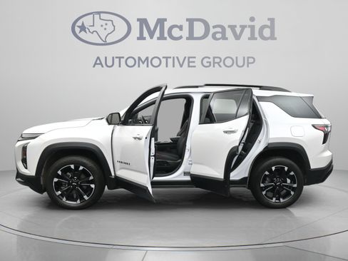 Used 2025 Chevrolet Equinox RS w/ Safety and Technology Package FWD image 42
