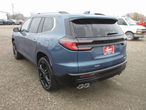 New 2026 GMC Acadia Denali Ultimate image 8