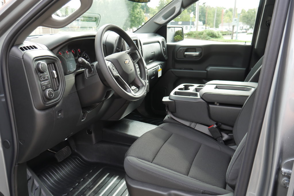 New 2026 Chevrolet Silverado 1500 W/T w/ WT Value Package AWD/4WD image 19