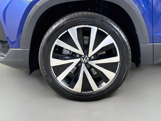 Used 2023 Volkswagen Taos SE FWD image 37