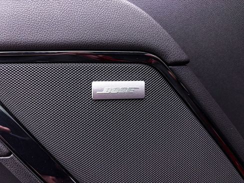 Used 2023 GMC Sierra 1500 AT4 w/ Technology Package image 4