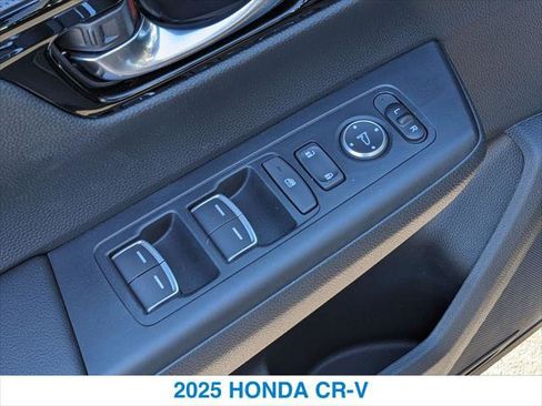 Used 2025 Honda CR-V EX-L image 13