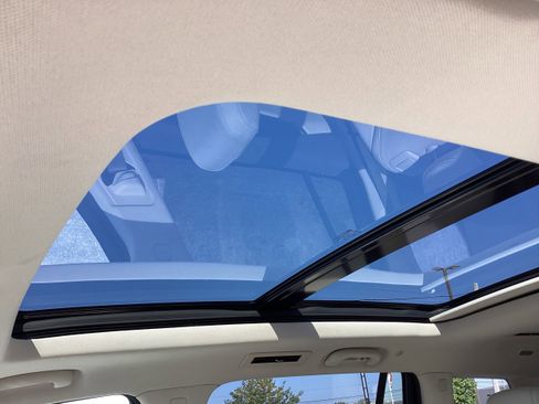 Used 2020 Cadillac XT6 Premium Luxury image 19