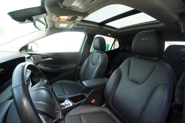 Used 2024 Buick Encore GX Sport Touring w/ Experience Buick Package FWD image 21