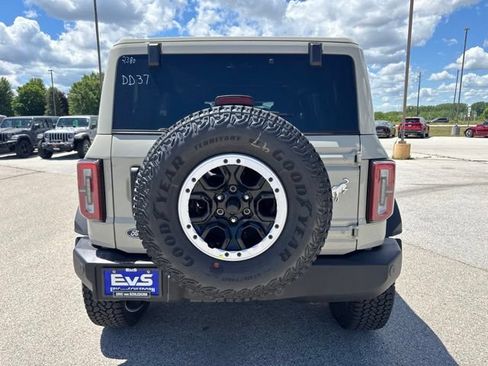 New 2026 Ford Bronco Outer Banks w/ Sasquatch Package AWD/4WD image 4