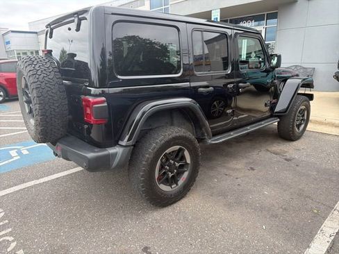 Used 2018 Jeep Wrangler Unlimited Rubicon AWD/4WD image 5