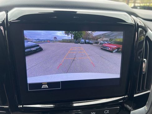 Used 2023 Chevrolet Traverse LT w/ Midnight/Sport Edition image 56