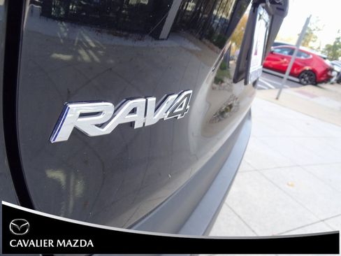 Used 2024 Toyota RAV4 XLE image 36