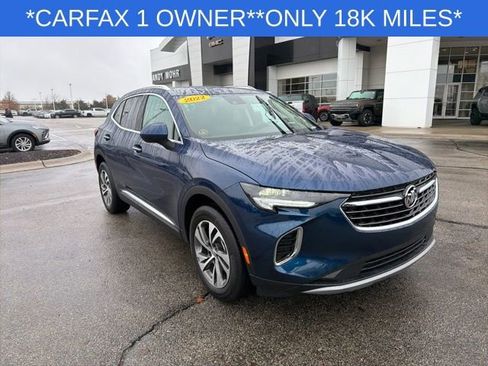 Used 2022 Buick Envision Essence w/ Safety Package image 3