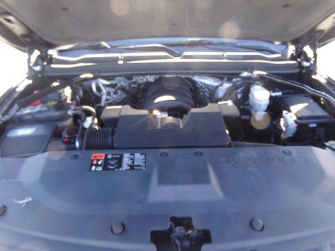 Used 2015 Chevrolet Suburban LTZ image 65