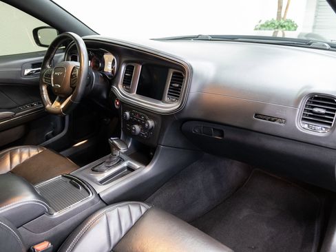 Used 2021 Dodge Charger SRT Hellcat image 13