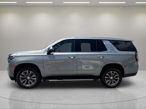 Used 2024 Chevrolet Tahoe LT w/ LT Signature Plus Package AWD/4WD image 2