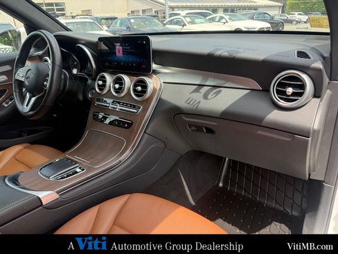 Certified 2021 Mercedes-Benz GLC 300 4MATIC image 30