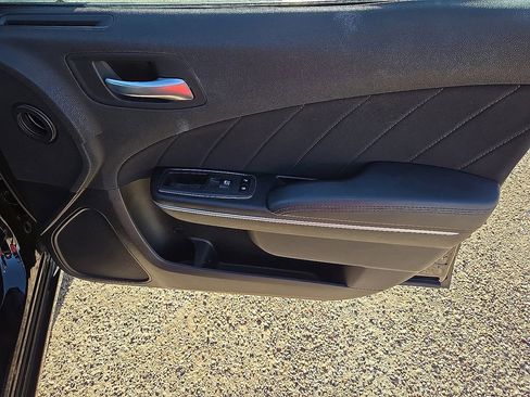 Used 2022 Dodge Charger SXT image 13