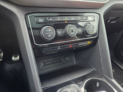 Certified 2023 Volkswagen Atlas Cross Sport SEL Premium R-Line image 21