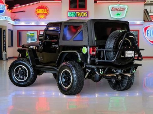 Used 2016 Jeep Wrangler Sport image 4