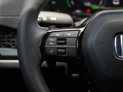 Used 2025 Honda Accord Touring image 21