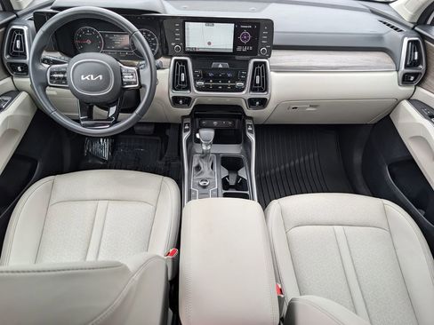 Used 2023 Kia Sorento S w/ Panoramic Sunroof Package image 22