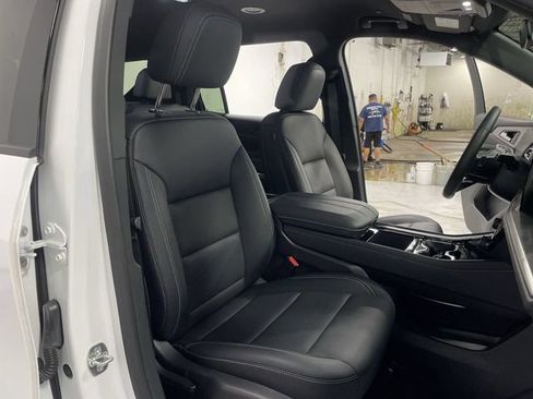 Certified 2025 Chevrolet Traverse LT AWD/4WD image 29