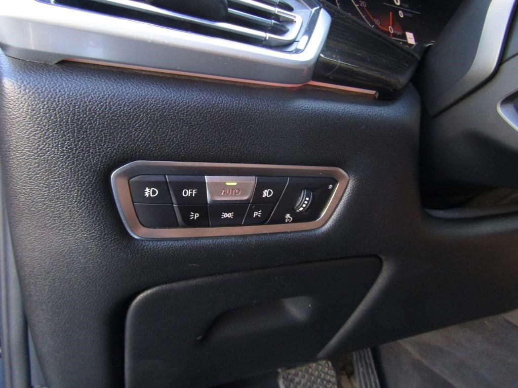 Used 2019 BMW X5 xDrive40i w/ Convenience Package AWD/4WD image 15