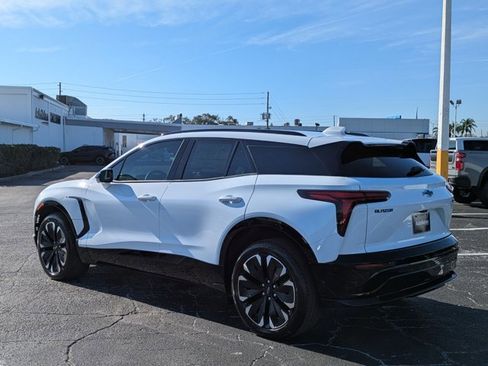 New 2024 Chevrolet Blazer EV RS image 8