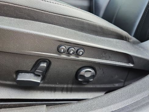 Used 2020 Alfa Romeo Giulia w/ Quick Order Package 22K Sport image 14