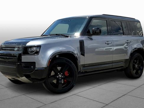 Used 2024 Land Rover Defender 110 X image 1
