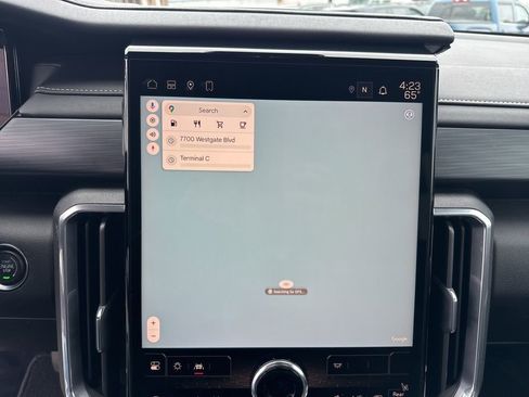 Used 2025 GMC Acadia Elevation image 20