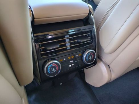 New 2027 Land Rover Range Rover Sport SE AWD/4WD image 13