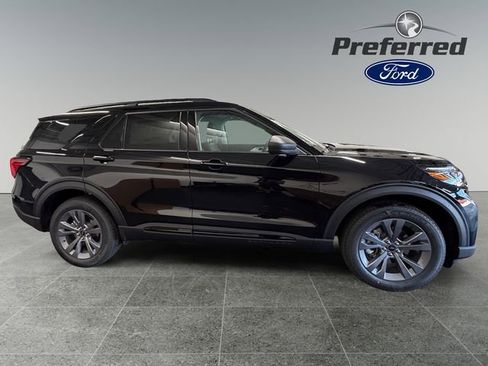 Used 2026 Ford Explorer Active w/ Active Comfort Package AWD/4WD image 8