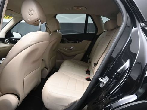 Used 2016 Mercedes-Benz GLC 300 4MATIC image 20