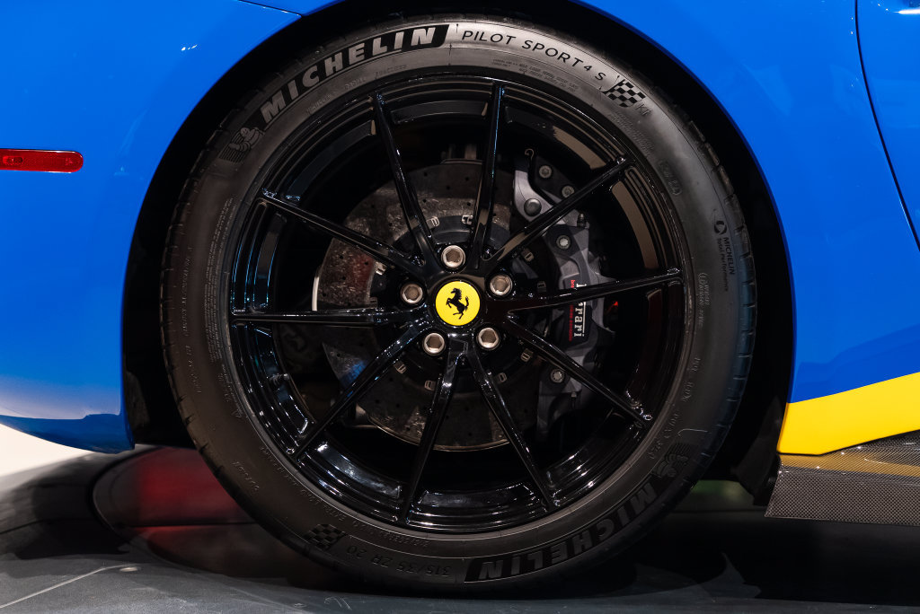 Certified 2017 Ferrari F12tdf RWD image 17