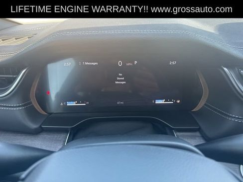 Used 2025 Jeep Grand Cherokee L Limited w/ Luxury Tech Group II AWD/4WD image 13