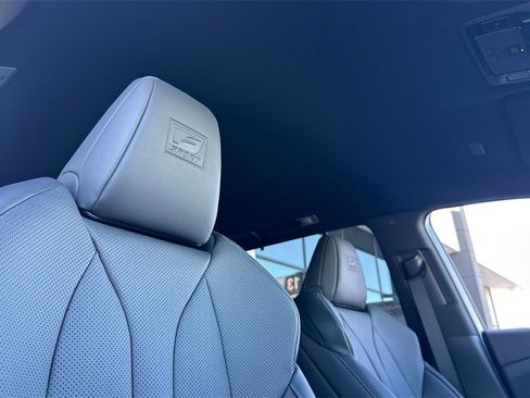 New 2026 Lexus TX 500h AWD image 18