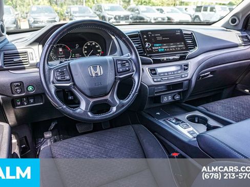 Used 2025 Honda Ridgeline Sport image 27