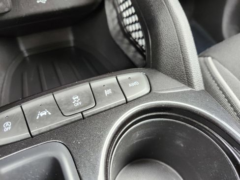 Used 2021 Chevrolet TrailBlazer LT w/ Convenience Package image 9