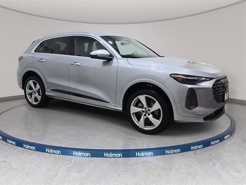 Used 2025 Audi Q5 Premium Plus w/ Premium Plus image 5